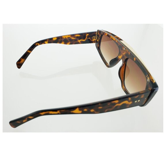 Christian Dior Women's Brown Tortoise Shell Sunglasses with Gold Trim - Picture 5 of 5